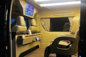 Sewa Hiace Luxury Bogor